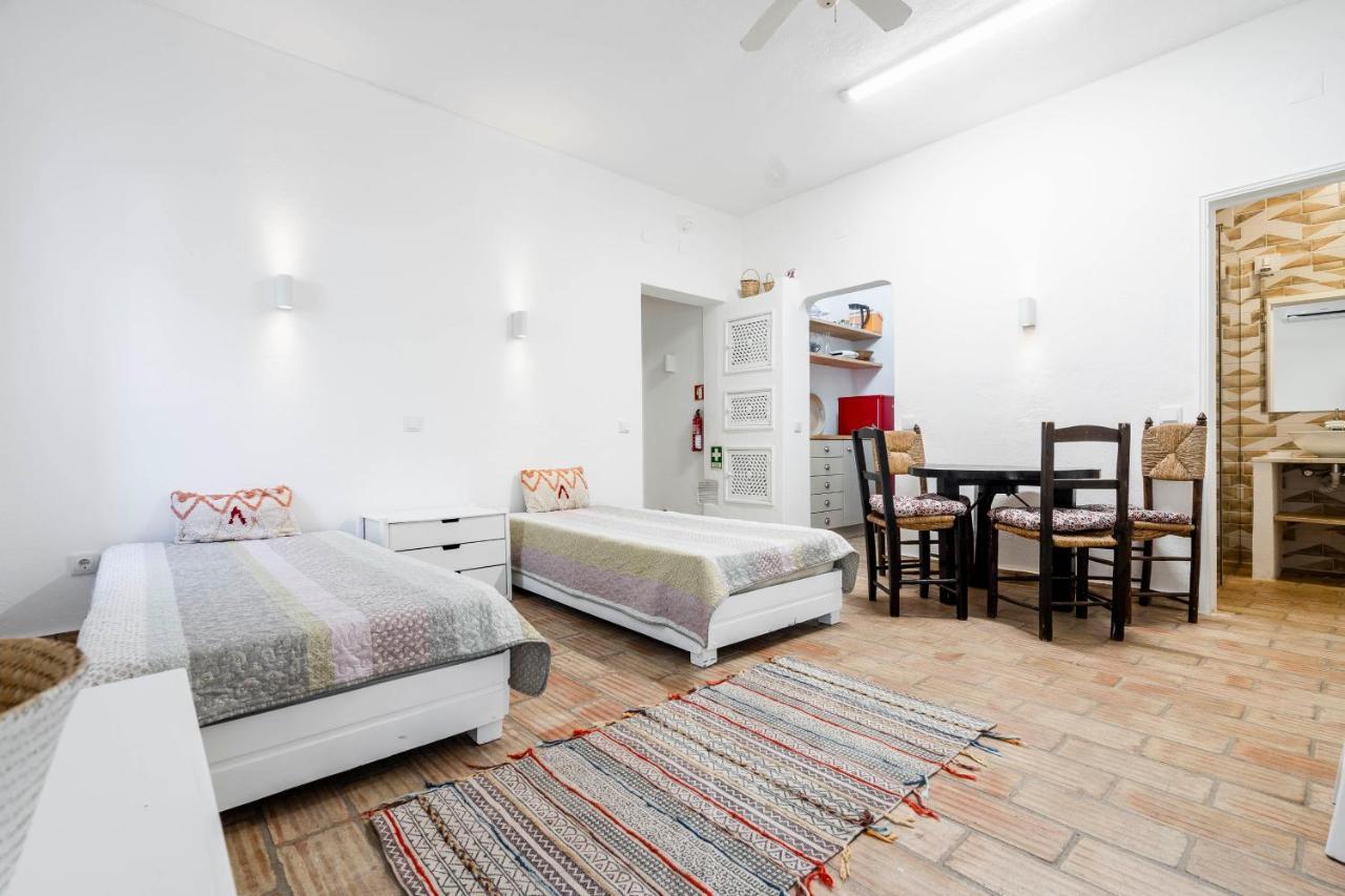 Appartement 157, Pedras D'el Rei *